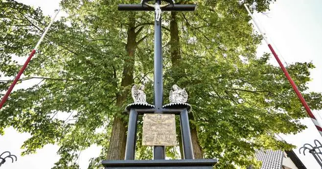 Renowacja miejsca pamięci dziesięciu zakładników