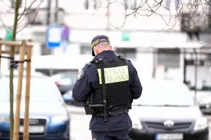 Zdewastowanie ławek na Promenadzie Śródmiejskiej