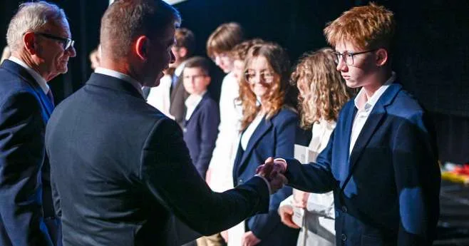 Nagrody dla uczniów wyróżniających się w nauce