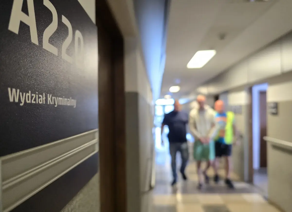 32-letni kierowca aresztowany po katastrofie drogowej na A1. Wykryto u niego narkotyki